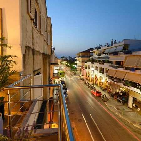 Fiorela'S Casa- A Stylish Loft Apartment In The Heart Of Preveza Esterno foto