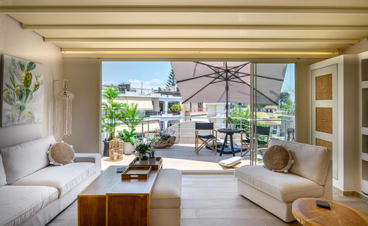 Fiorela'S Casa- A Stylish Loft Apartment In The Heart Of Preveza Esterno foto